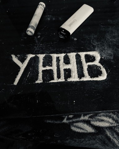вова уннв в LOOKY. . 