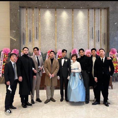 Chan в LOOKY. . 추억을 되새기며 욕설을 퍼붓고 영원히...