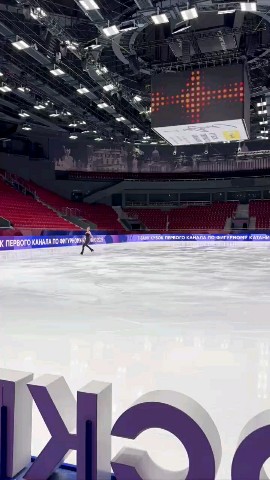 Спортивные новости в LOOKY. #фигурноекатание,#валиева. ⛸ Валиева выполнила ...
