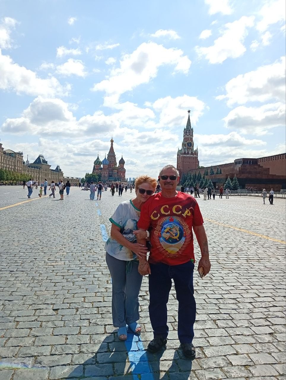 человек Анатолий в LOOKY — Москва. Красная площадь.