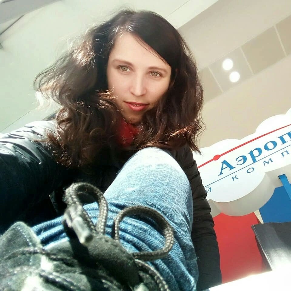 emmama_2020 в LOOKY — Ребятки, кто здесь ежедневно 
Вы подскажите, как же комменты