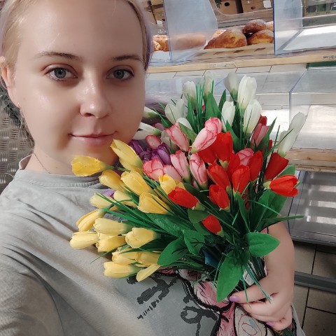 Вероника Шевченко в LOOKY. . Привет. Меня зовут В...