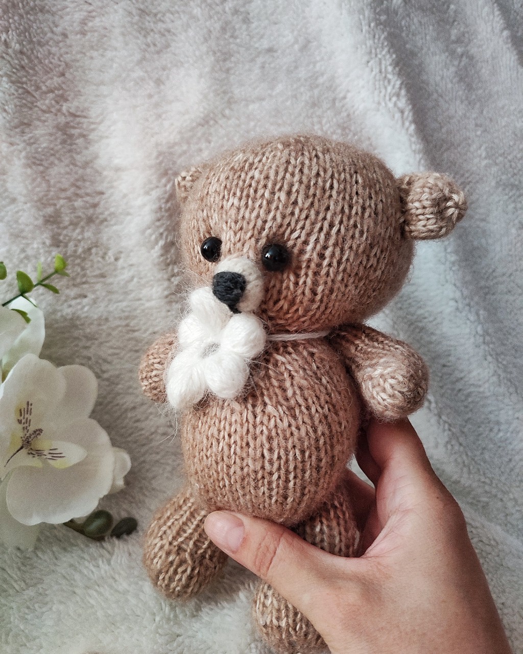 milora_knitwear in LOOKY. #вязанаяигрушка,#мишка,#bear,#knitted,#knitting,#knit,#вязание,#ручнаяработа,#подарок,#малышам,#мишутка,#медвежонок,#вяжумалышам,#маминарадость,#детскаяигрушка,#покупки. Люблю игрушки❤
В дет...