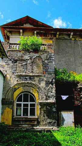 Nalex в LOOKY. #город,#заброшки,#разруха. И здесь живут люди.....