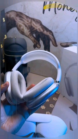 ytf_dogs в LOOKY. #iPhone15,#AppleWatch,#MacBook,#TechLover,#AppleAccessories,#WirelessCharging,#TechReview,#ShopNow,#Discount,#AppleSale. Минутка просвещения)...