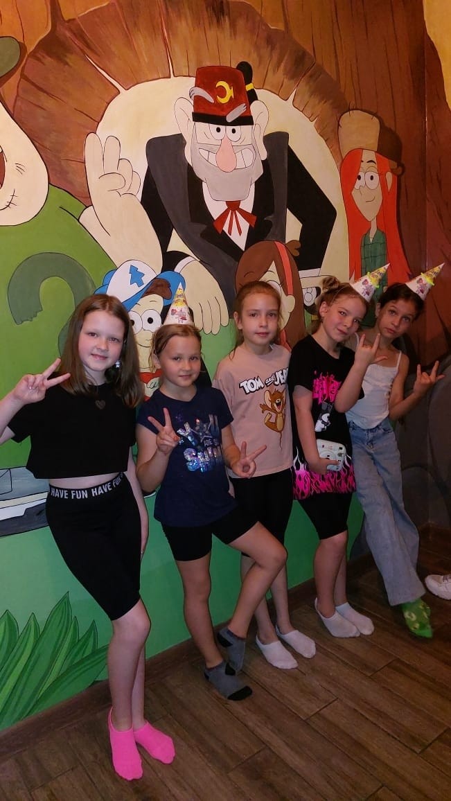 kidsparty161 в LOOKY. . 