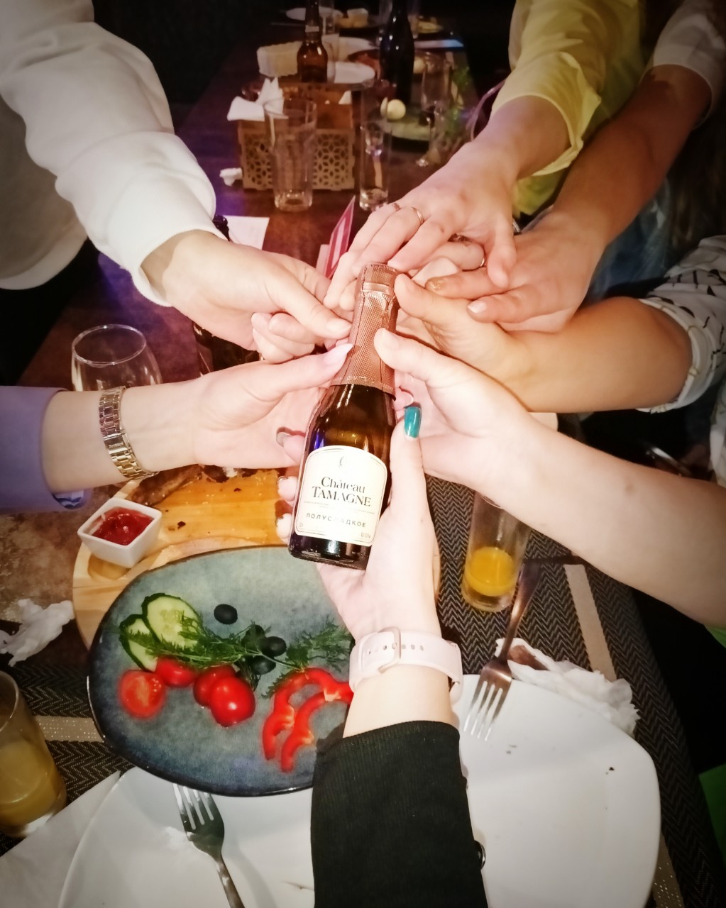 Вот такой #утешительный #приз #я #выпросила у ведущего за наше #почетное #последнее #место в таблице рейтинга 😎🤭

#Россия #Воркута #чердак #мозгобойня #нирыбанимясо #команда