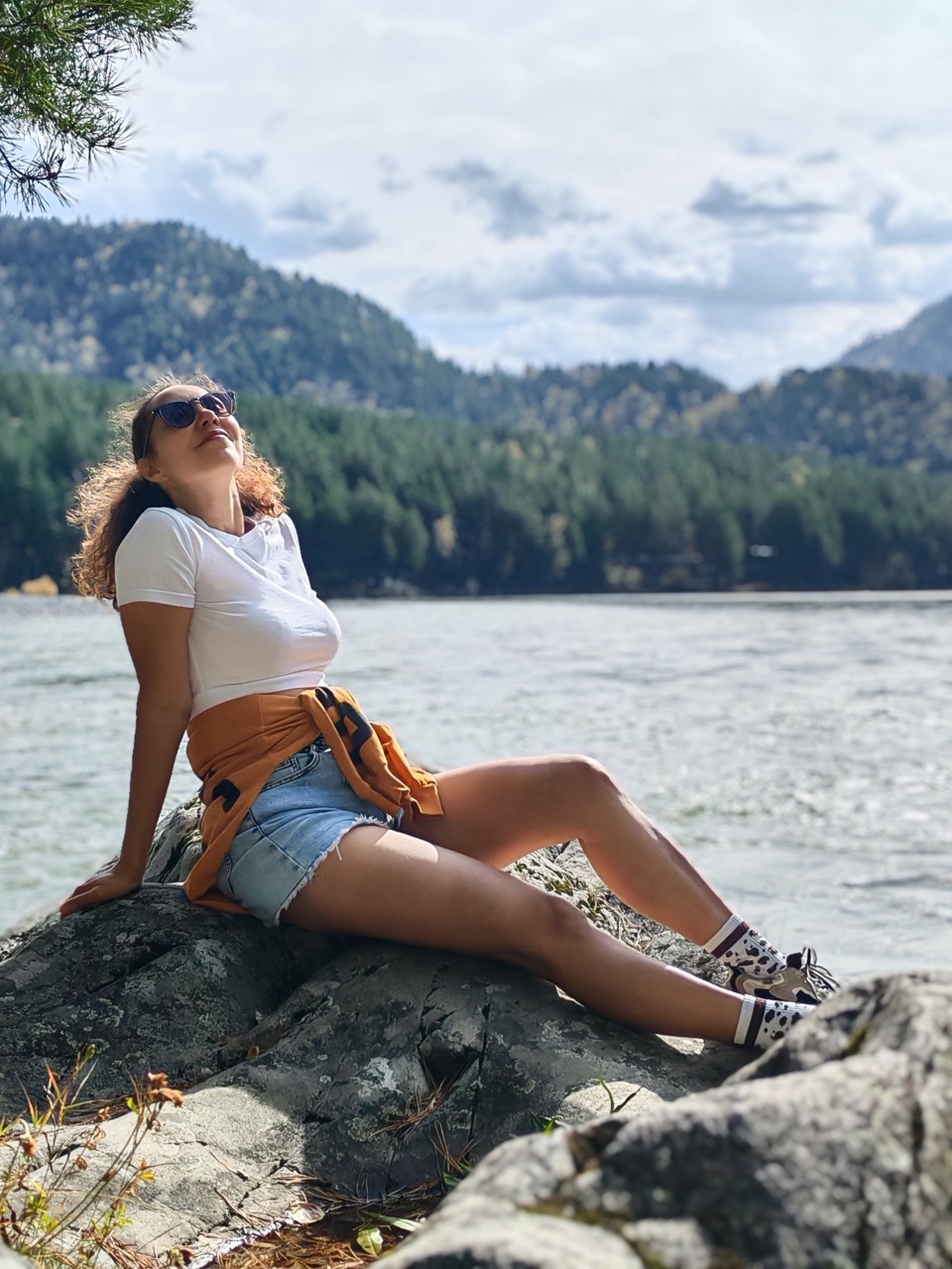 Vikilife в LOOKY. #местосилы,#мойуголок,#неспешныйтурист,#ГорныйАлтай,#ProГорный,#2026

P.S.,#мойуголок. Мимо такого красивог...