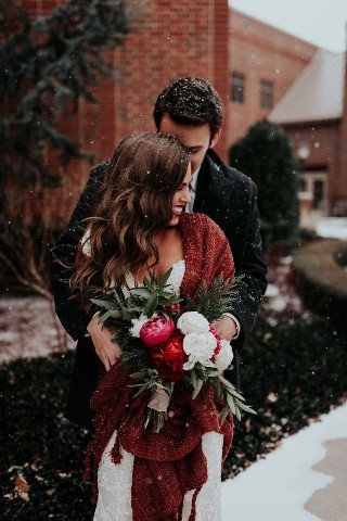 BEAgency в LOOKY. #свадьба,#зимняясвадьба,#свадебныйорганизатор,#wedding,#winterwedding,#weggindpalette. 🖤 Черный, возможно,...