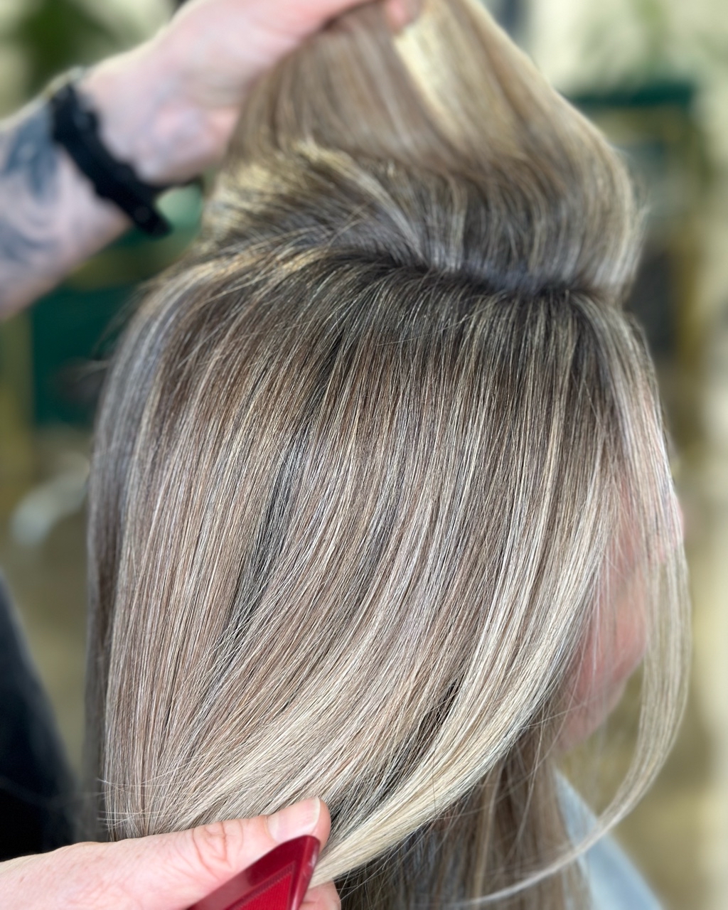 konffetka_salon в LOOKY — Airtouch [@anna.asekova.stylist](rn-looky://navigate/profile