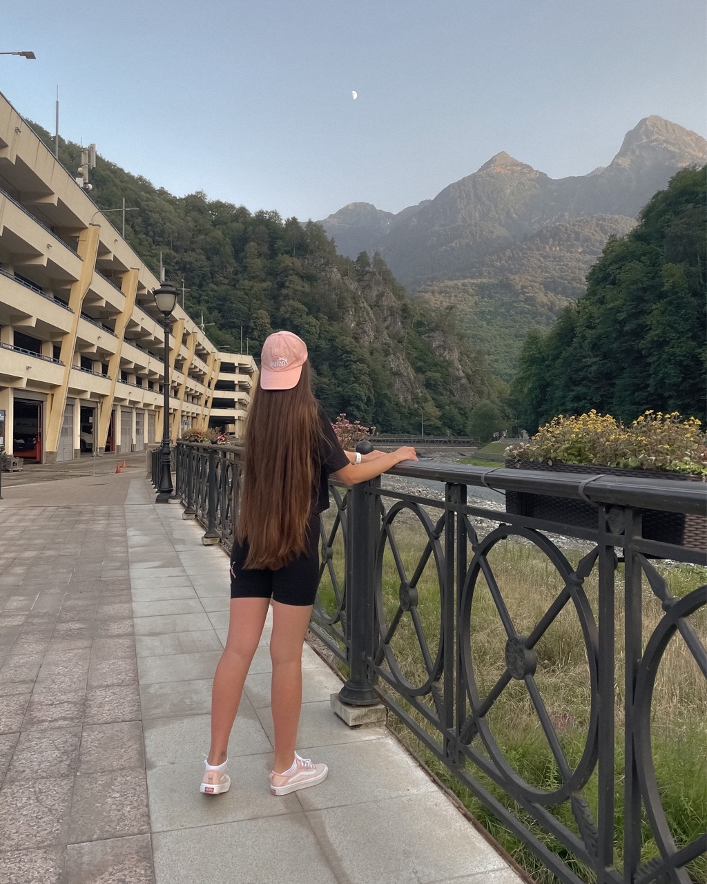 Хочу уехать жить в горы на всю зиму🗻

[#путешествие_в_настоящее](путешествие_в_настоящее) [#ржд_бонус](ржд_бонус) [#адлер2023](адлер2023) [#розахутор](розахутор) [#краснаяполяна](краснаяполяна) [#курортгазпром](курортгазпром) [#сочи2023](сочи2023) 