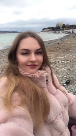 Анастасия в LOOKY. . Не хочу писать много...