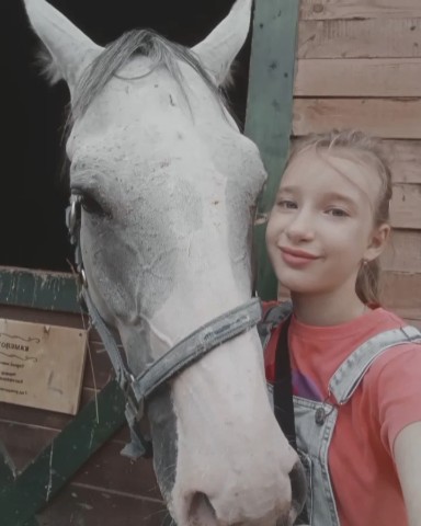 Looky_172839061104400 в LOOKY. . ПОНИ КЛУБ