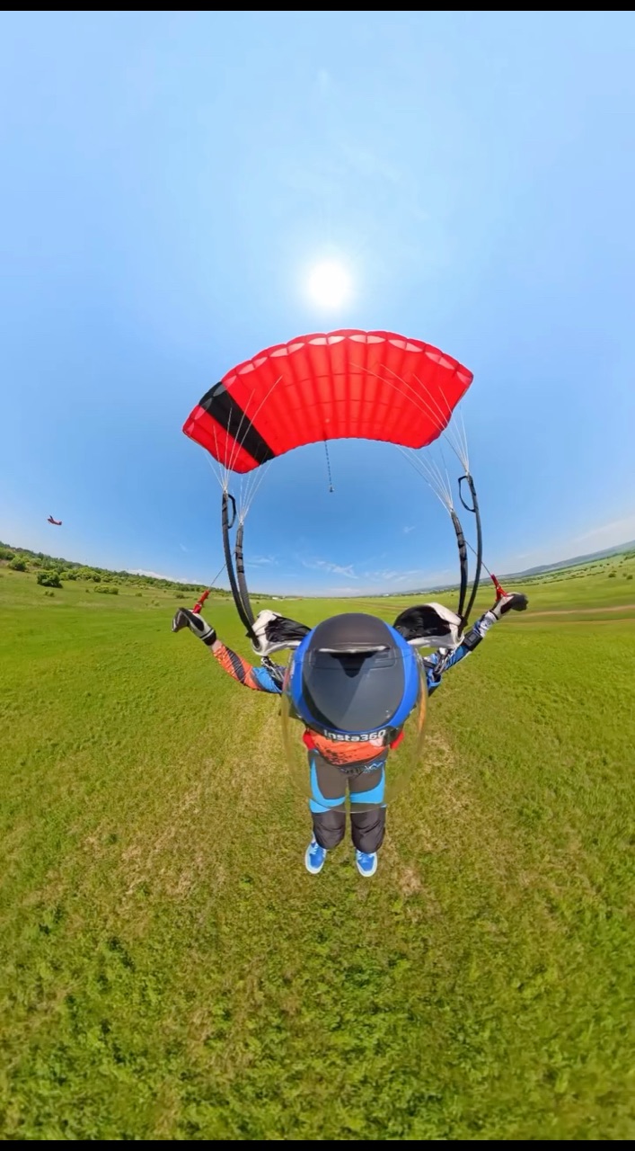 ilya_skydiver_125 в LOOKY. . 🪂🤙