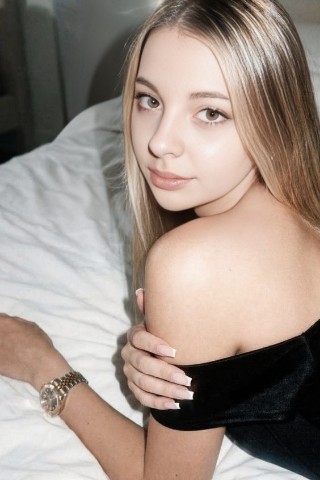 Анастасия в LOOKY. . 
