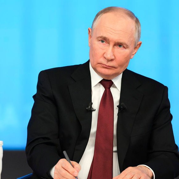 «Карельский разработчик» направил вопрос для ежегодной большой пресс-конференции Президента Российской Федерации В.В. Путина.

Тема обращения: включение индивидуальных предпринимателей, специализирующихся на разработке OpenSource-продукции, в систему государственной поддержки IT-сектора наравне с юридическими лицами.

Вопрос затрагивает системный аспект развития отрасли и основан на практическом опыте разработки CMS «ГИРВАС», внесенной в Реестр отечественного ПО.

#КарельскийРазработчик #ГИРВАС #OpenSource #ГосподдержкаIT #Обращение #ВопросПутину #ИП #ЦифровойСуверенитет #Путин
