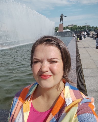 Ирина Вычужанина в LOOKY. #московская,#фонтаны,#лето,#жара,#июль,#летовпитере,#ленин. Первый и пока единст...