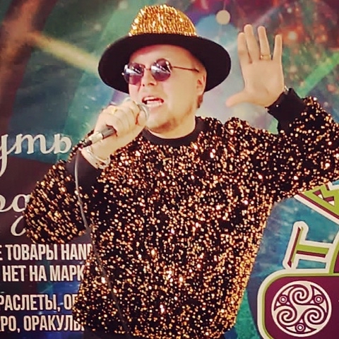 Petr Sergeev в LOOKY. . От боли я пою…люблю ...