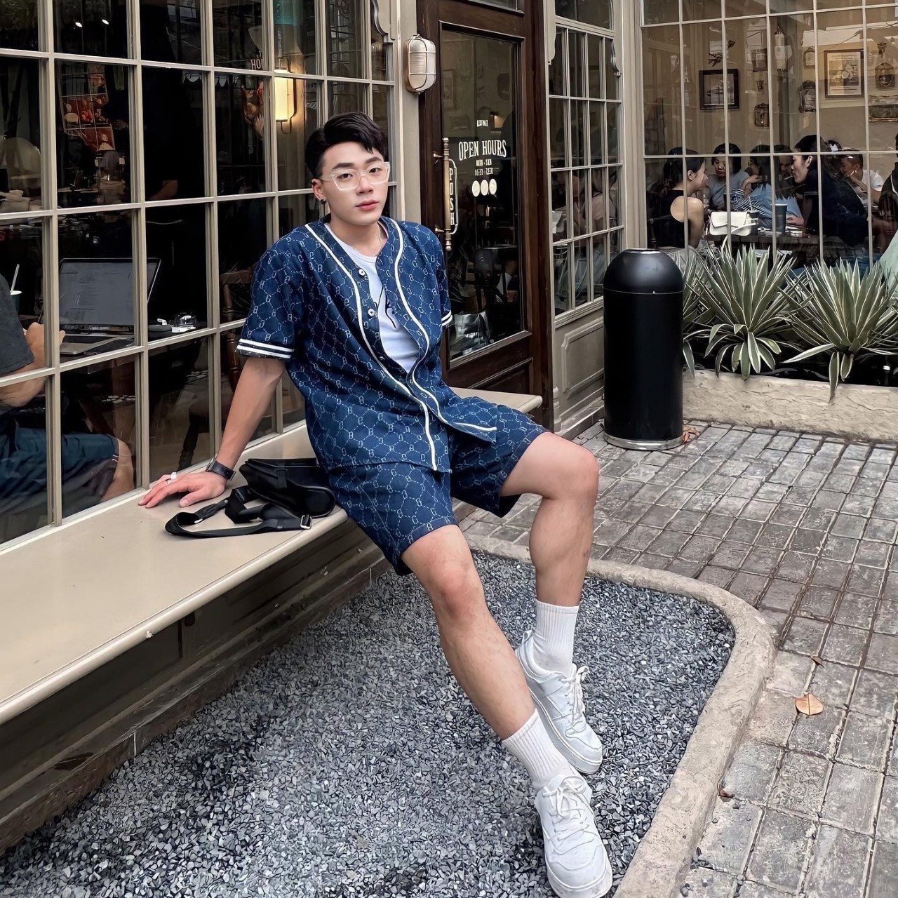 Elvis xoung в LOOKY — публикация