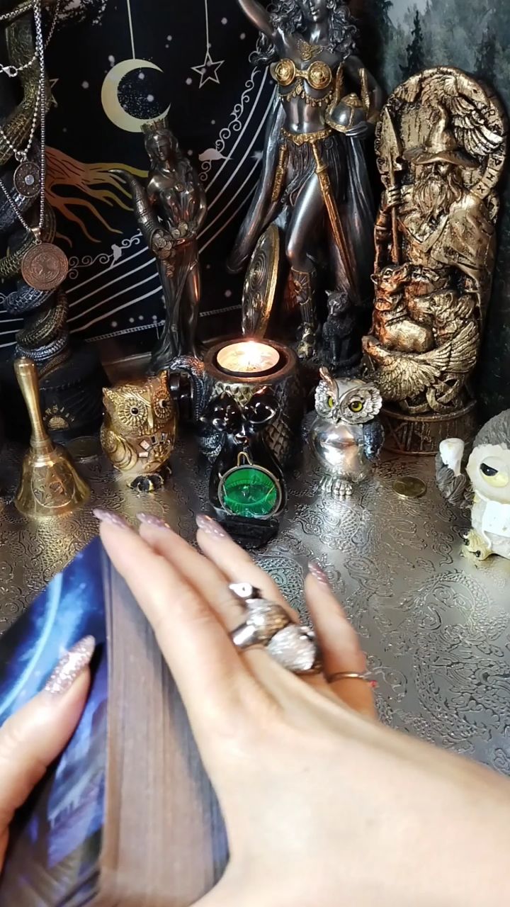 Мистический лес ЮлианыТароРуны в LOOKY. . Это важно.