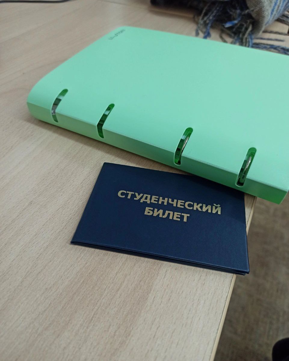 zkig.urumi2024 в LOOKY — "Я снова студент" 📝

#сестра #Настя #студент #новое_образов