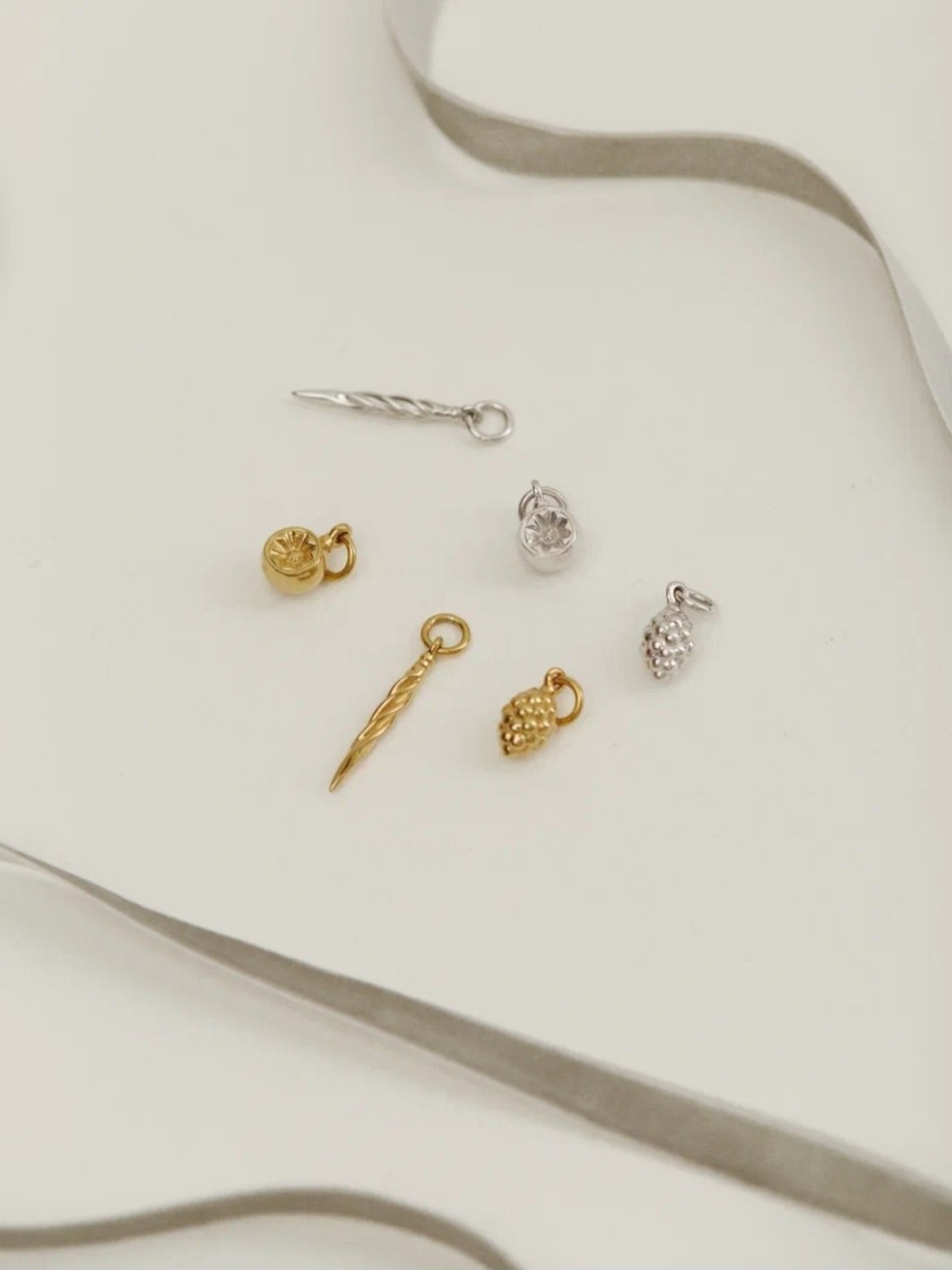 Журнал R E D в LOOKY — фото 3