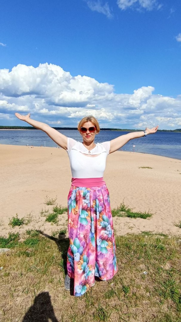 Влюблённая в жизнь in LOOKY. . А лето цвета неба –
...