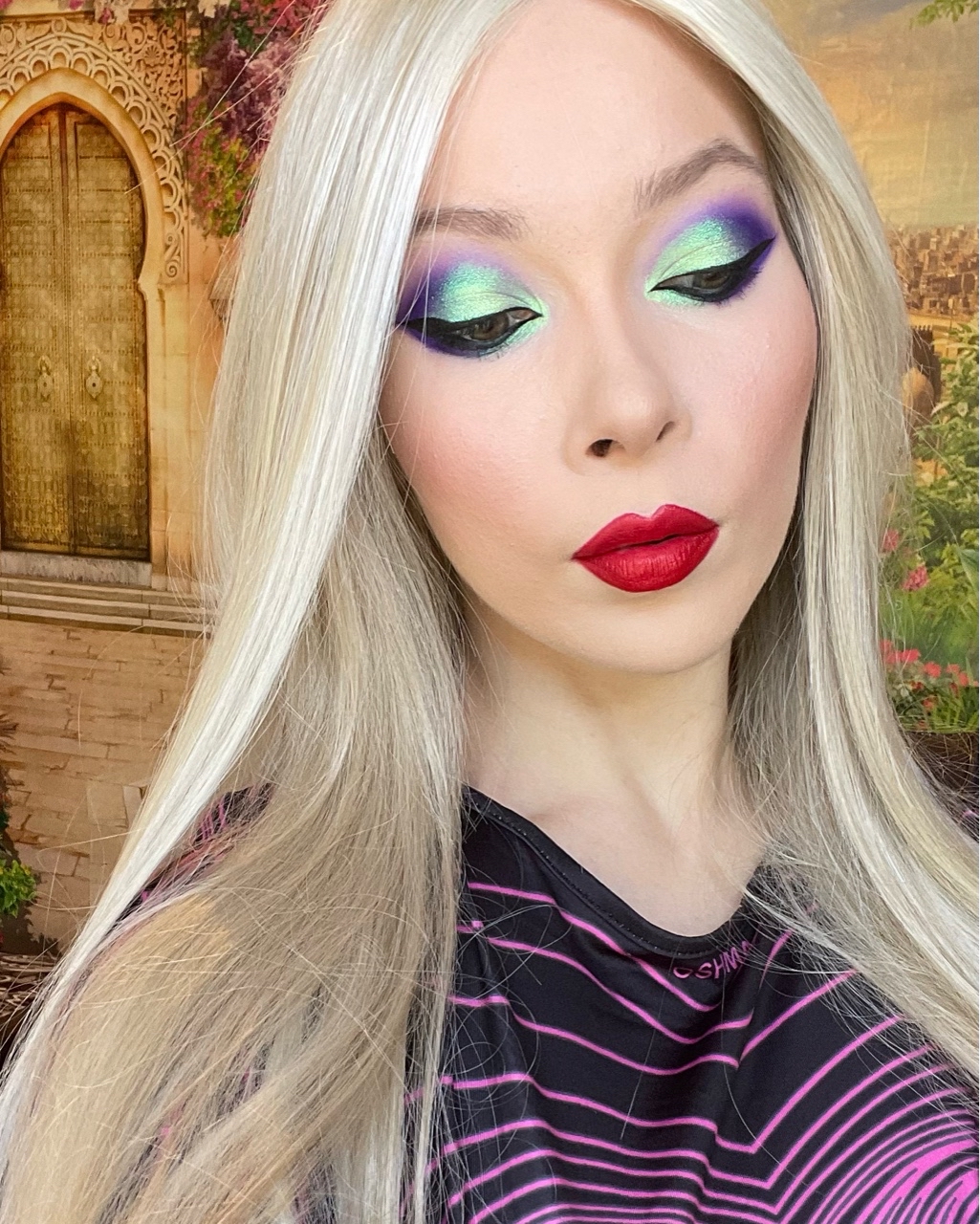 Victoria MUA Aimina в LOOKY — В макияже глаз использовано: 
1) Консилер Perfect concealer 