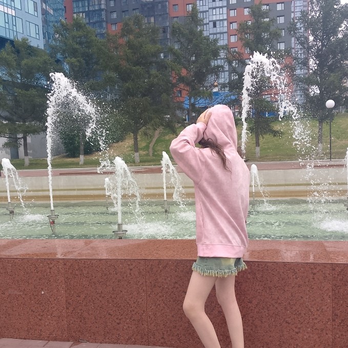 Крестовская в LOOKY — фото 3