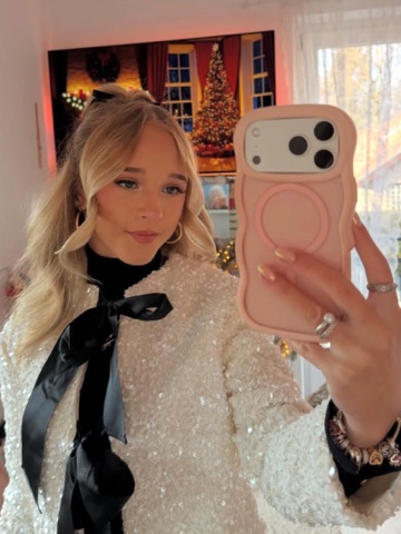 Emma Kok в LOOKY. . [#merrychristmas ](m...