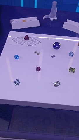 О драгоценностях About Jewellery в LOOKY. #выставка,#путьсамоцвета. Открытие выставки «П...