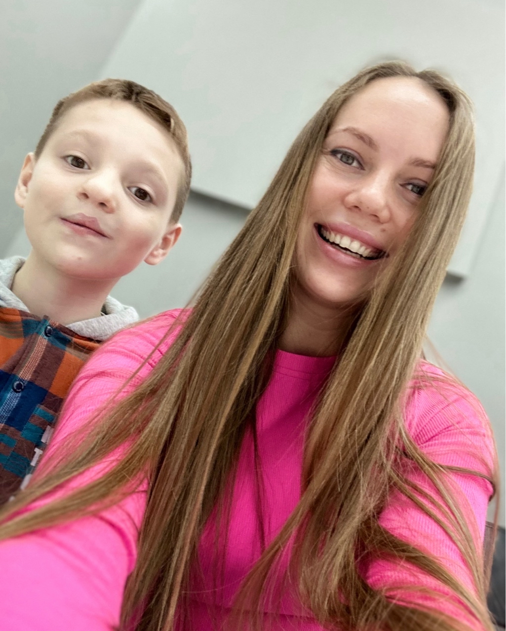 Обожаю его🫶🏼 Такой взрослый уже стал, мамин помощник ❤️





[#семья](семья) [#сынок](сынок) [#моялюбовь](моялюбовь) [#расщелина](расщелина) 