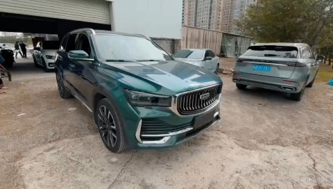 Саша в LOOKY. #geely,#нейронка,#нейросеть,#автоизкитая,#manageryakubov. Подобрал своему клие...