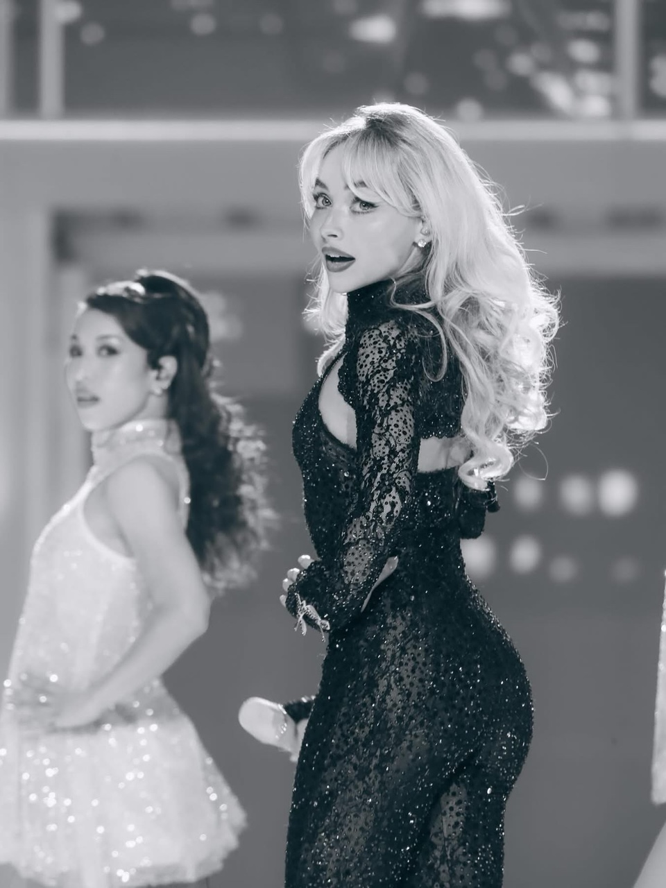 Sabrina Carpenter в LOOKY — фото 6