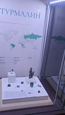 О драгоценностях About Jewellery в LOOKY. #выставка,#путьсамоцвета. Открытие выставки «П...
