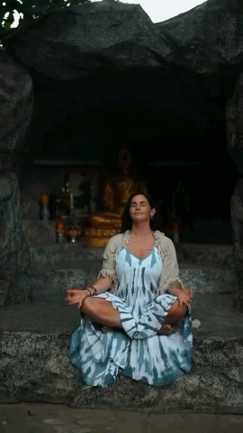 Mia Charlotte в LOOKY. . Yoga session