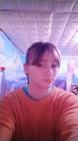 ksenia in LOOKY. . Ну хз