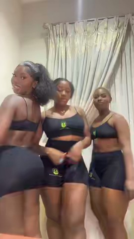 JERRY BLACK FRANK в LOOKY. . New dance video