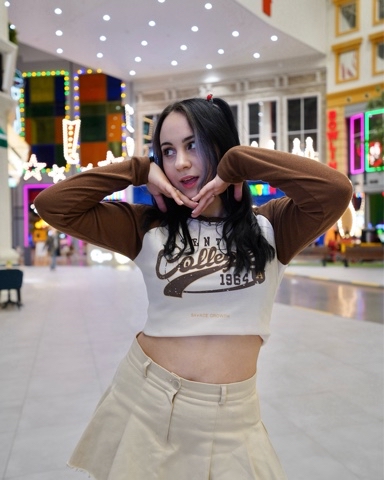 Pinkweb cdt в LOOKY. #profile,#kpop,#coverdance,#cover,#cd. ɴᴀᴍᴇ: lina 
ᴅᴀᴛᴇ ᴏꜰ ...