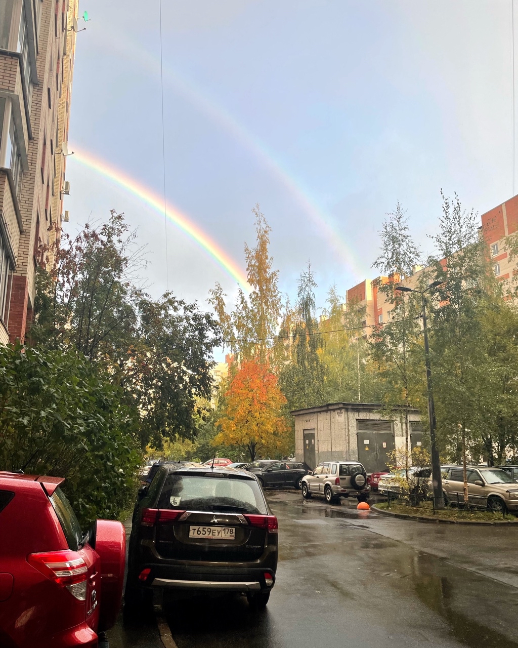 BalKate в LOOKY — Ребята! Сегодня в Питере двойная 🌈 радуга! Скорее загадывай