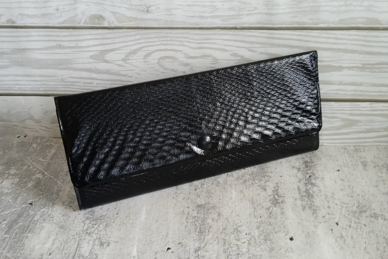 Simple.merry.things в LOOKY — 500 👛

Черный советский клатч СССР

Черный советский клатч 