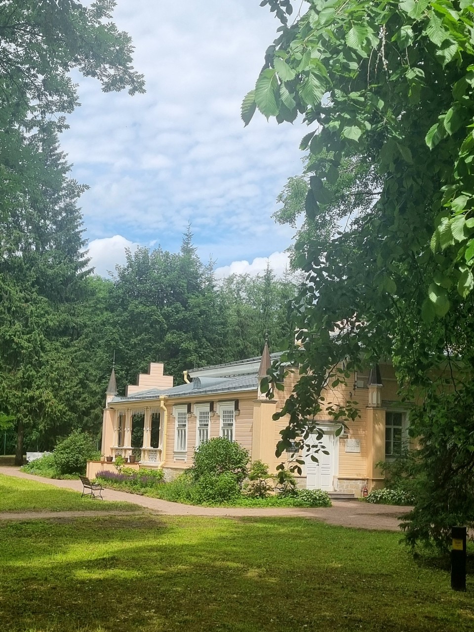 My photos в LOOKY — Ленинградская обл., Волосовский район, дер.Извара. 
Музей-ус
