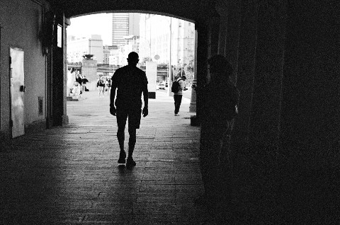 Случайно неслучайный свидетель в LOOKY. #film,#pan100,#ilford,#nikonf75. Всегда притягивает м...