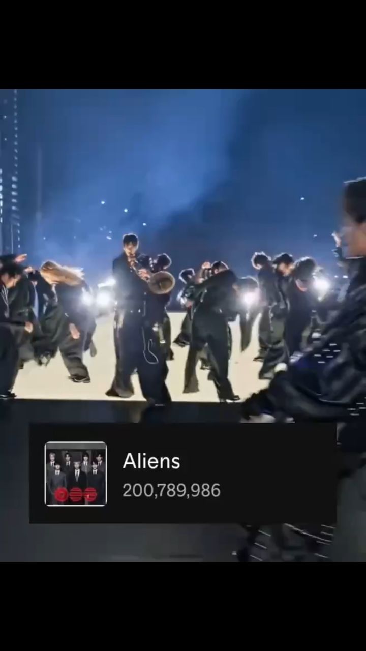 BTS 7 NEWS in LOOKY. #ачивки
@bts_purple_ocean_news. 🌹 Песня «ALIENS» пр...