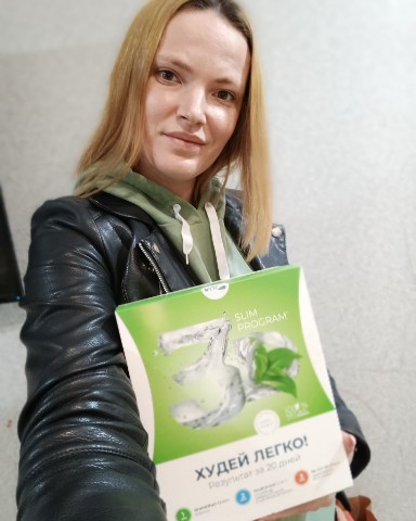 Анастасия Маркелова в LOOKY. #России. Вчера были на достав...