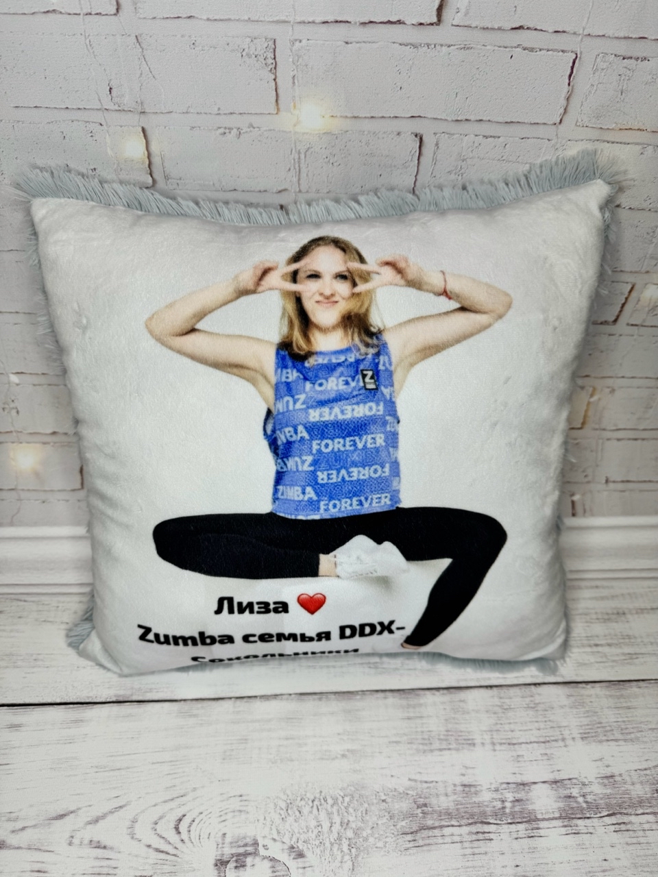cosiness_to_you в LOOKY. #душевныйподарок,#подушканазаказ,#интерьернаяподушка,#подушкасфото,#фотопечатьнаподушке. Под Новый были заказ...