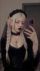 Люся в LOOKY. . Готическая Фрирен 🖤...