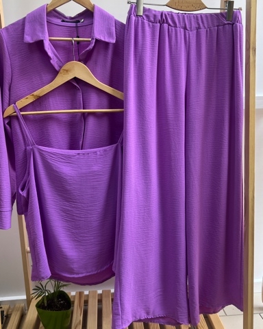 fabrika_showroom в LOOKY. #липецк,#одеждалипецк,#шоурумлипецк,#костюмлетнийлипецк,#летнийкостюмлипецк,#женскийкостюм,#костюмтройка,#женскаяодеждалипецк. Остался последний ра...