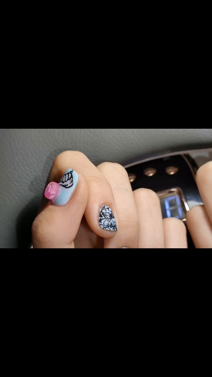 iardalev в LOOKY. #маникюр,#граффити. #маникюр [#nails ](n...