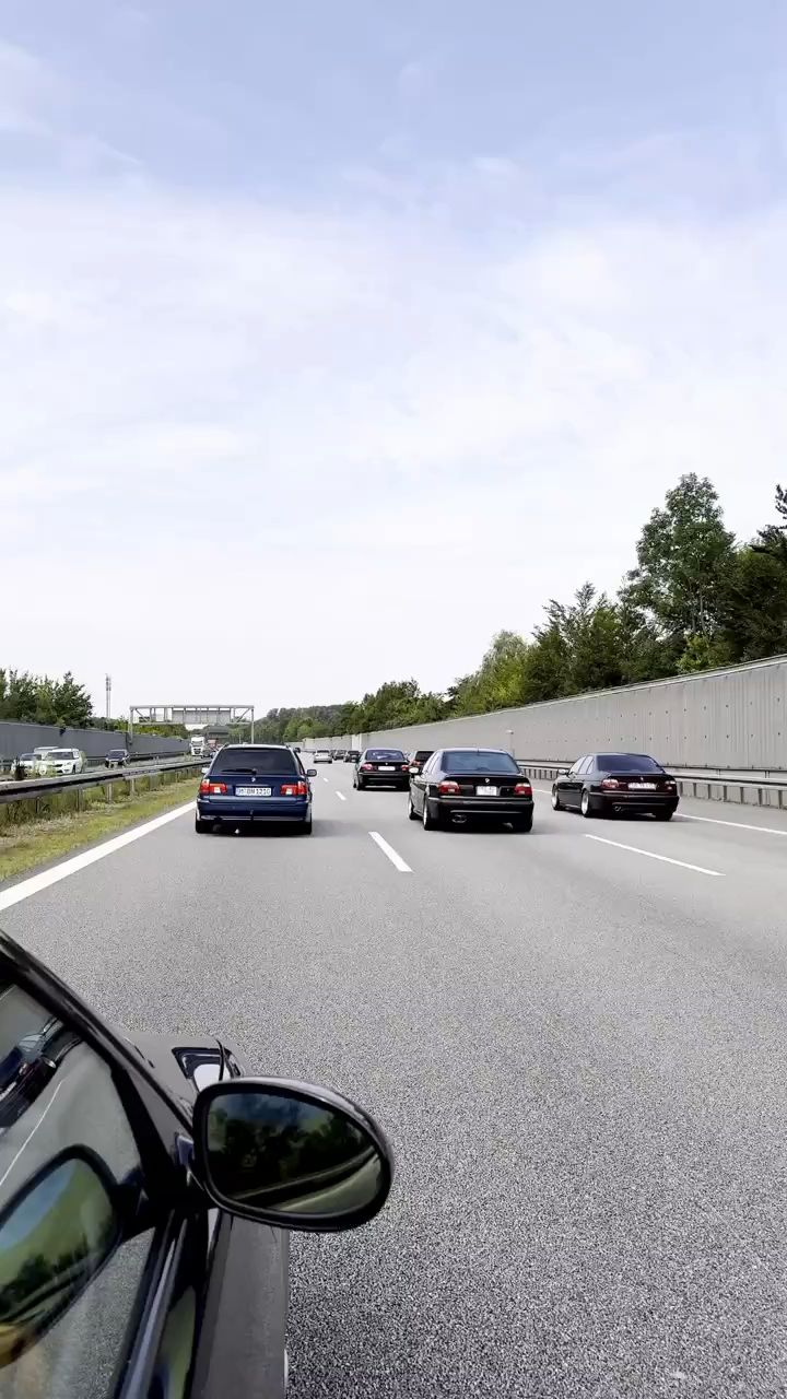BMW E39 в LOOKY. #bmw,#m5,#bmwm5,#e39,#бмв,#машины,#авто,#cars,#эротика,#forzahorizon,#style,#гонки. E39 🖤 👑
.
.
.
.
.
...